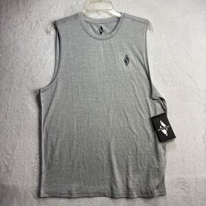 NWT Skechers Tank Top Shirt Mens Medium Gray Sleeveless Workout Striped Running